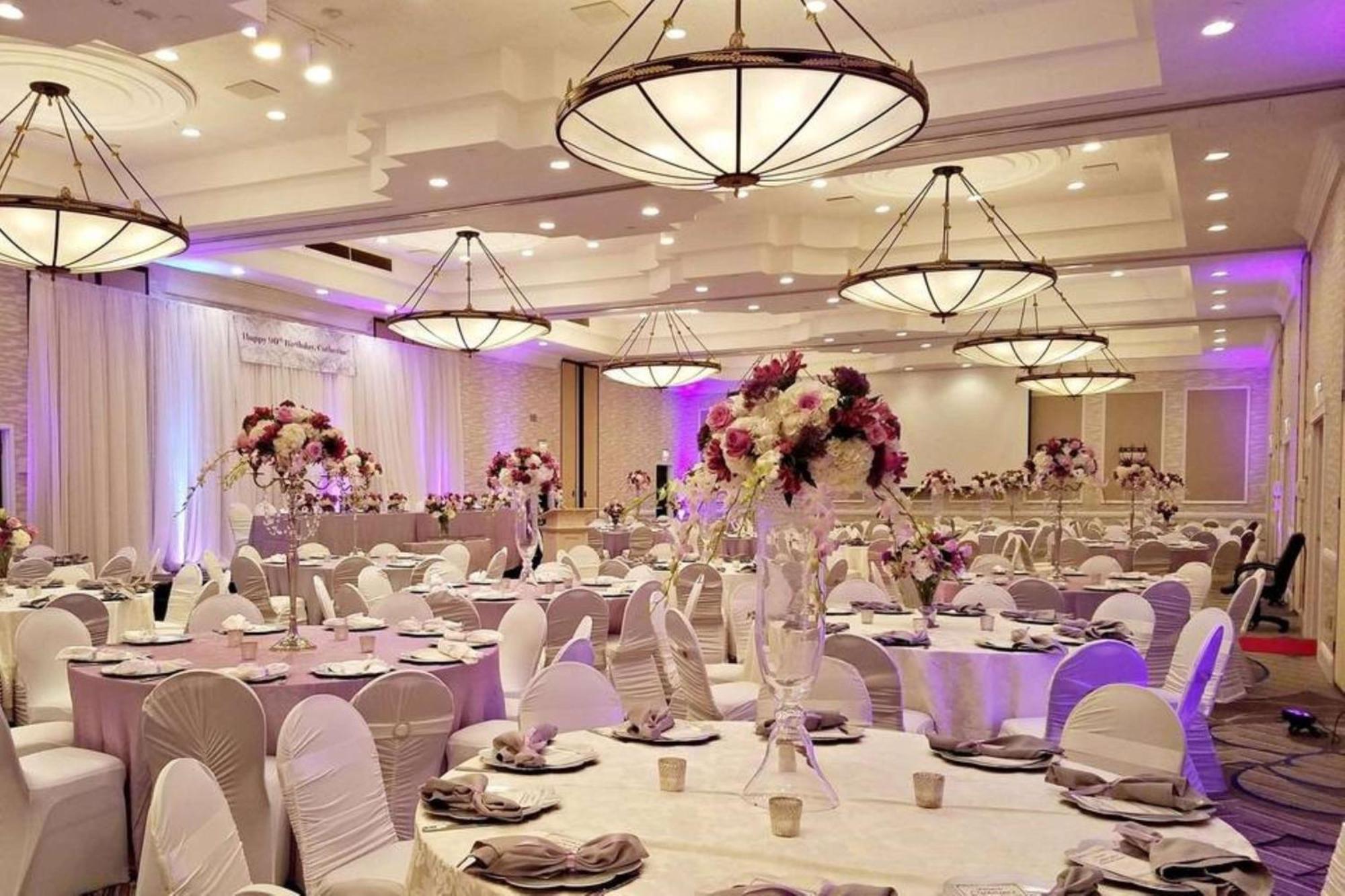 מלון Hilton אוקלה מראה חיצוני תמונה