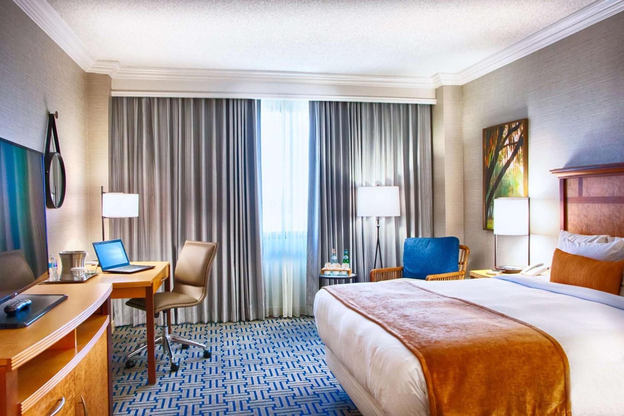 מלון Hilton אוקלה מראה חיצוני תמונה